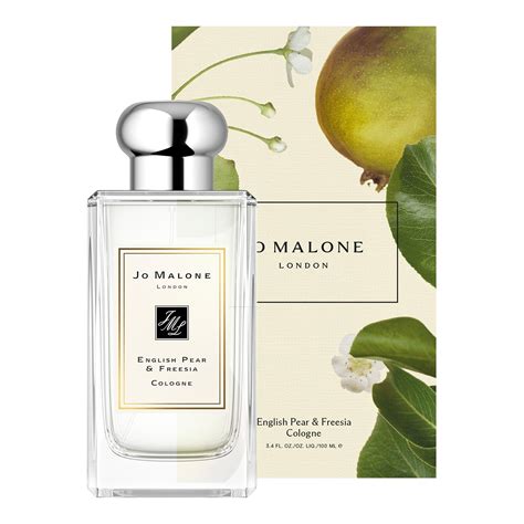 fragrantica english pear and freesia.